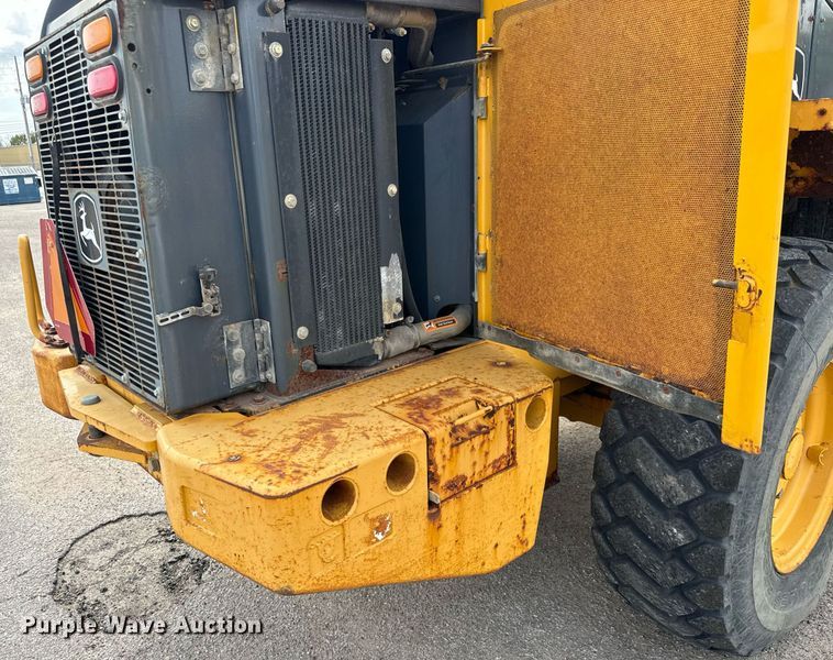 image for item DO1722 2006 John Deere 444J wheel loader