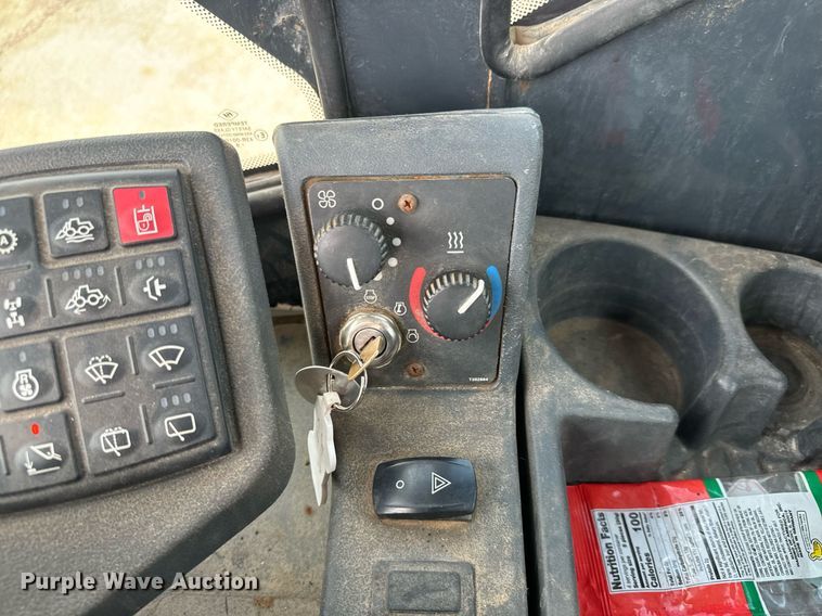 image for item DO1722 2006 John Deere 444J wheel loader