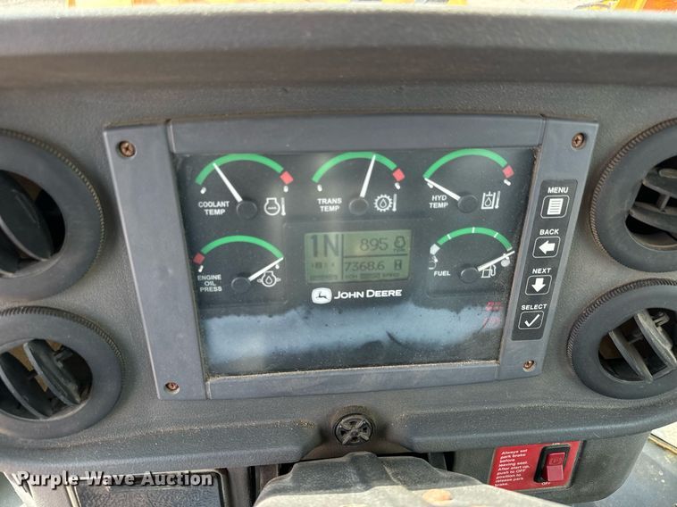 image for item DO1723 2005 John Deere 444J wheel loader