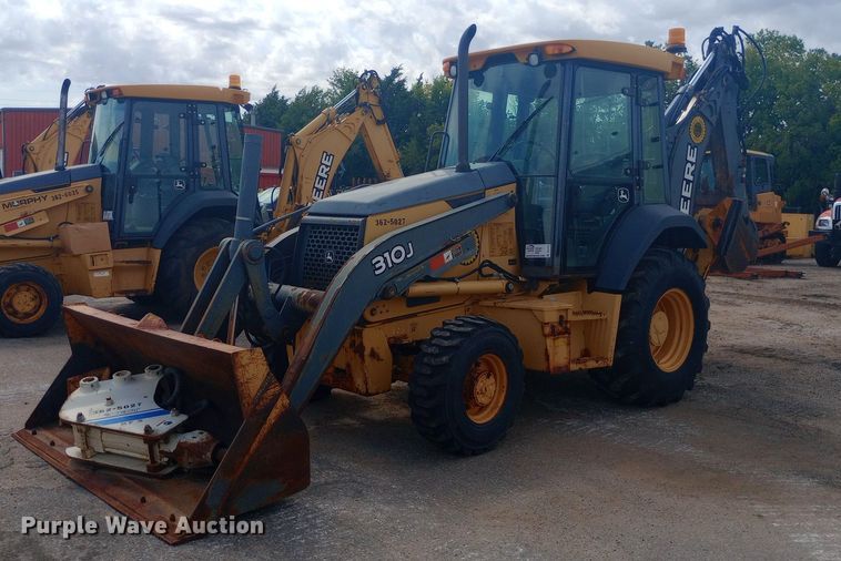 image for item DO1725 2008 John Deere 310J backhoe
