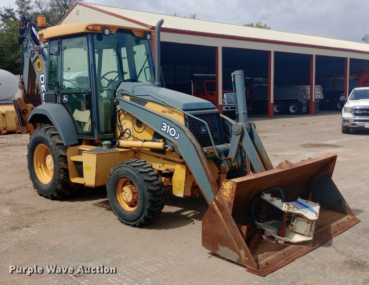 image for item DO1725 2008 John Deere 310J backhoe
