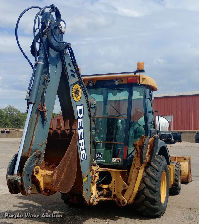 image for item DO1725 2008 John Deere 310J backhoe