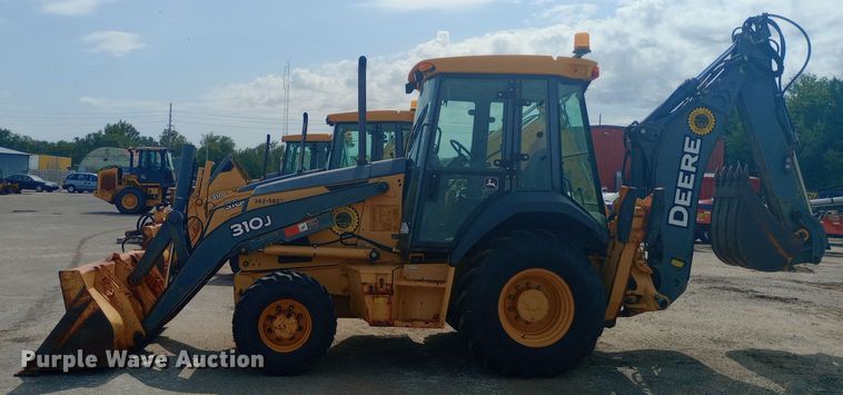 image for item DO1725 2008 John Deere 310J backhoe