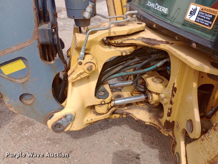 image for item DO1725 2008 John Deere 310J backhoe