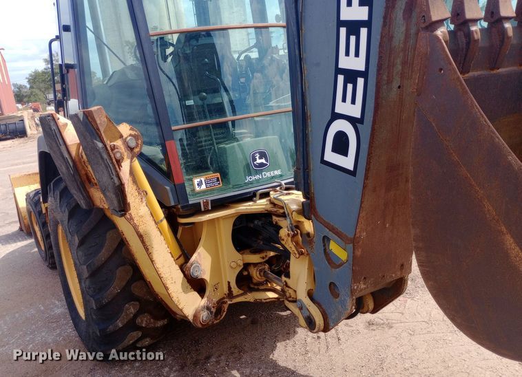 image for item DO1725 2008 John Deere 310J backhoe
