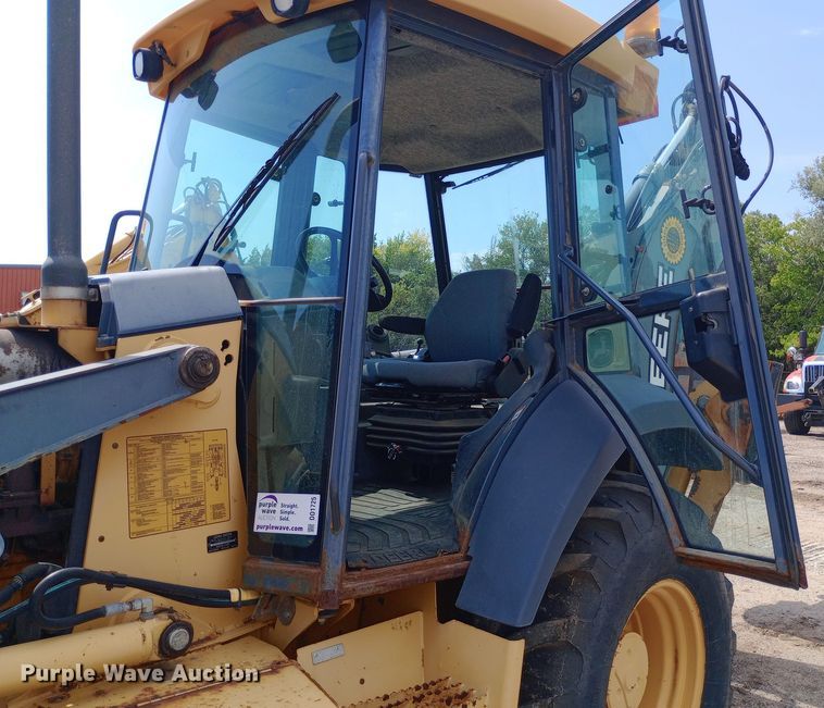 image for item DO1725 2008 John Deere 310J backhoe