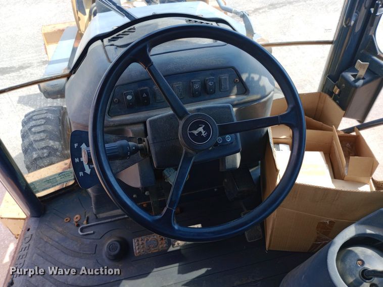 image for item DO1725 2008 John Deere 310J backhoe