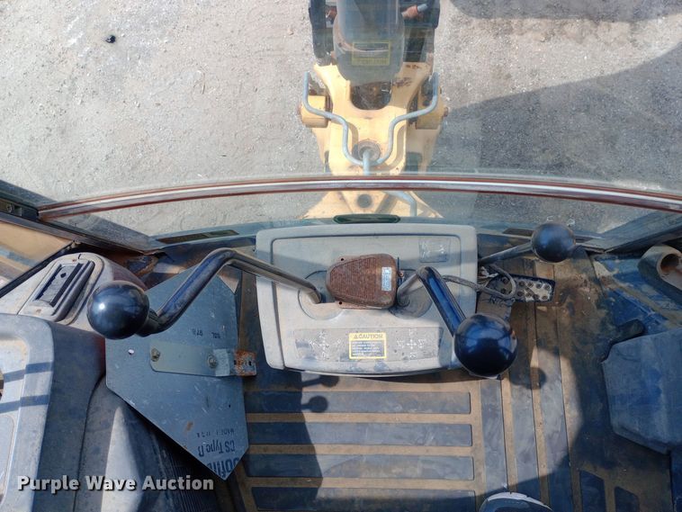 image for item DO1725 2008 John Deere 310J backhoe