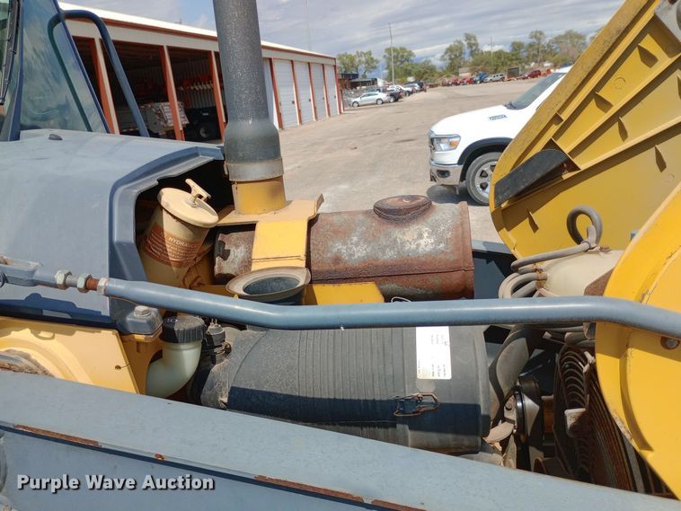 image for item DO1725 2008 John Deere 310J backhoe