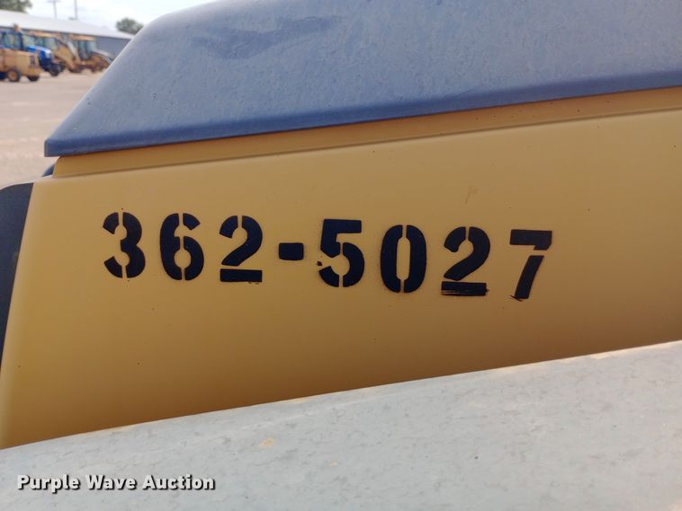 image for item DO1725 2008 John Deere 310J backhoe