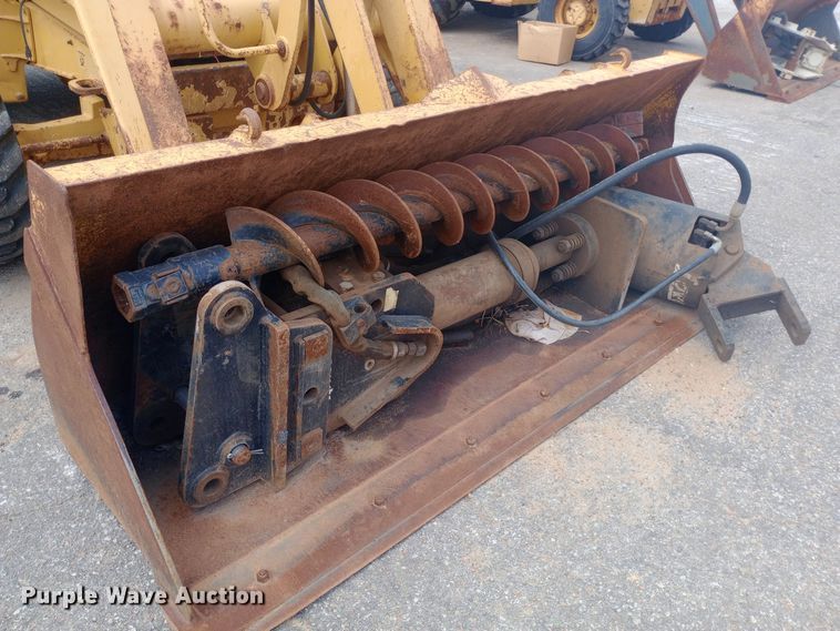 image for item DO1726 2005 John Deere 310G backhoe