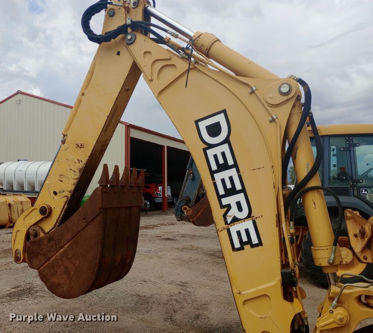 image for item DO1726 2005 John Deere 310G backhoe