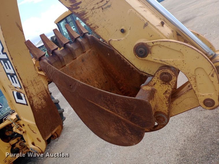 image for item DO1726 2005 John Deere 310G backhoe