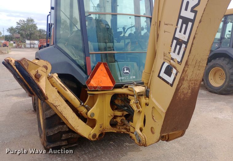 image for item DO1726 2005 John Deere 310G backhoe