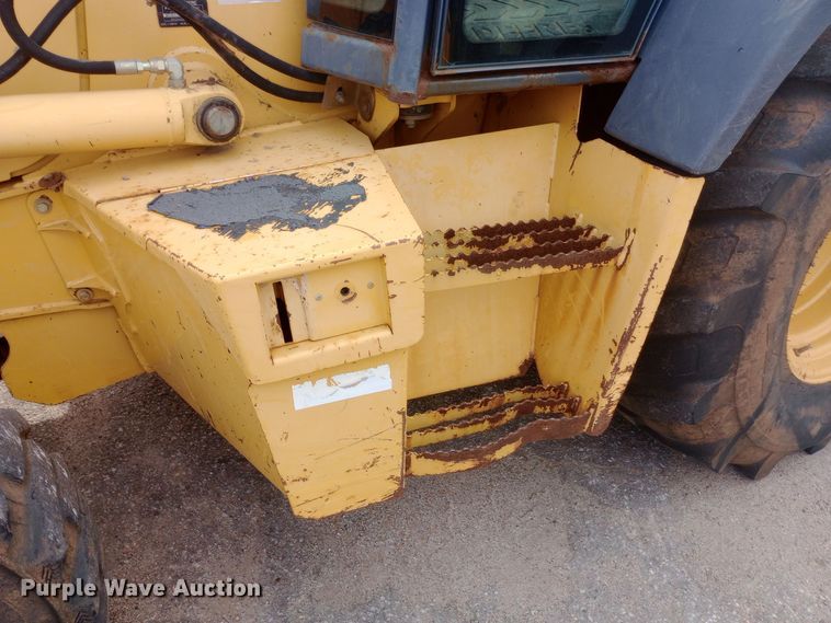 image for item DO1726 2005 John Deere 310G backhoe