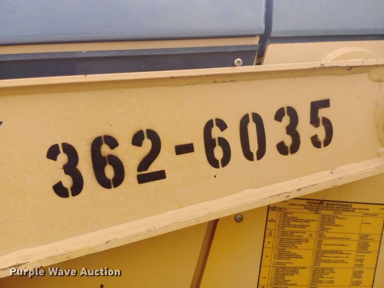 image for item DO1726 2005 John Deere 310G backhoe