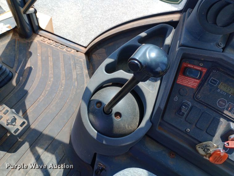 image for item DO1726 2005 John Deere 310G backhoe