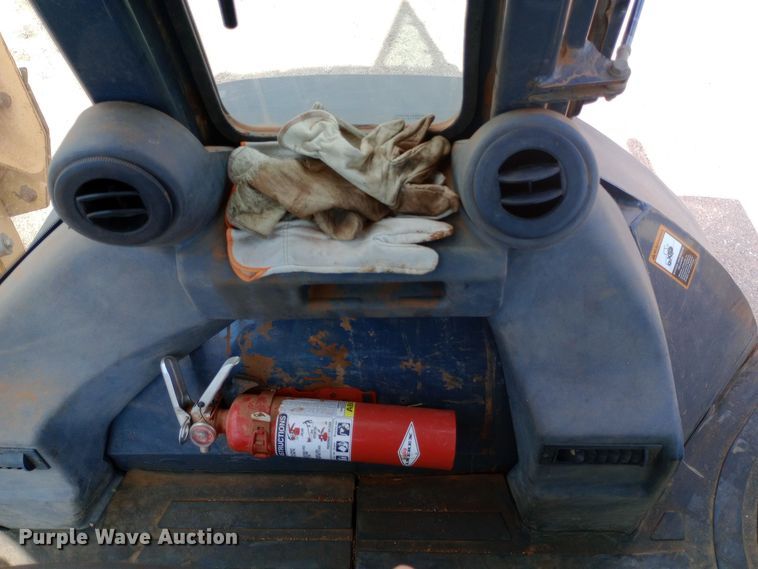 image for item DO1726 2005 John Deere 310G backhoe