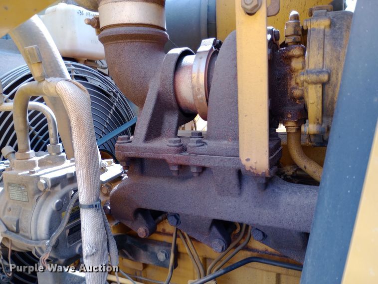 image for item DO1726 2005 John Deere 310G backhoe