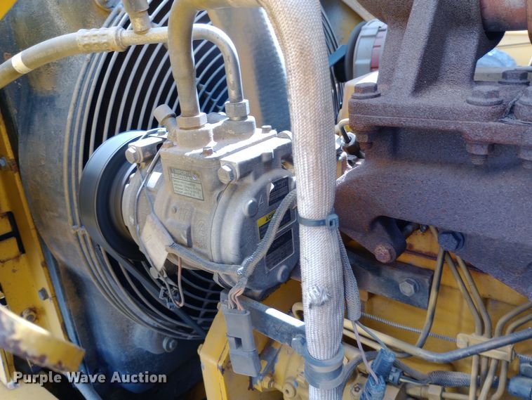 image for item DO1726 2005 John Deere 310G backhoe