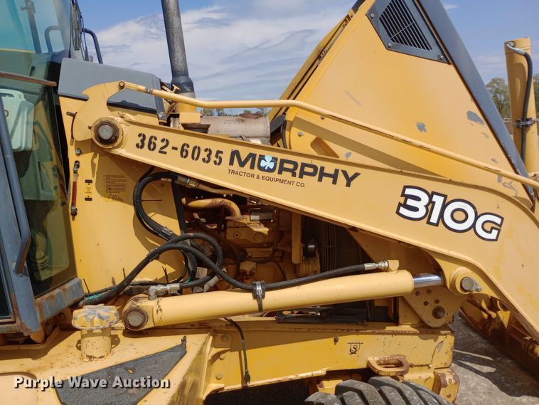 image for item DO1726 2005 John Deere 310G backhoe