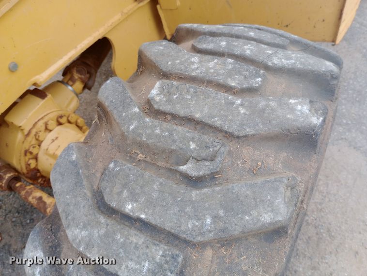 image for item DO1726 2005 John Deere 310G backhoe