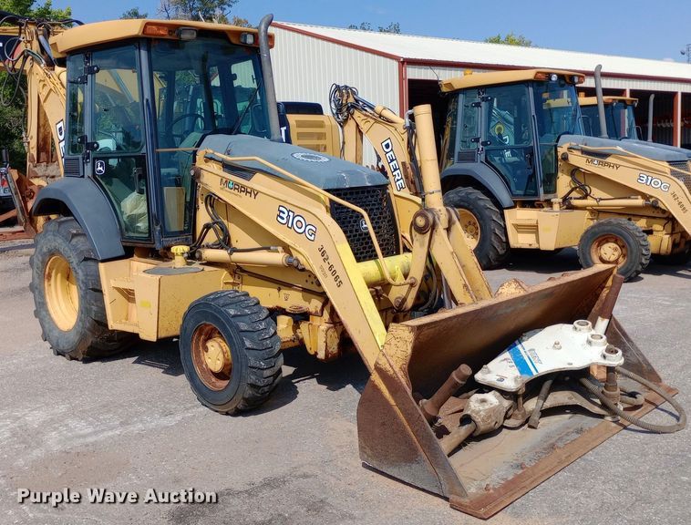 image for item DO1727 2005 John Deere 310G backhoe