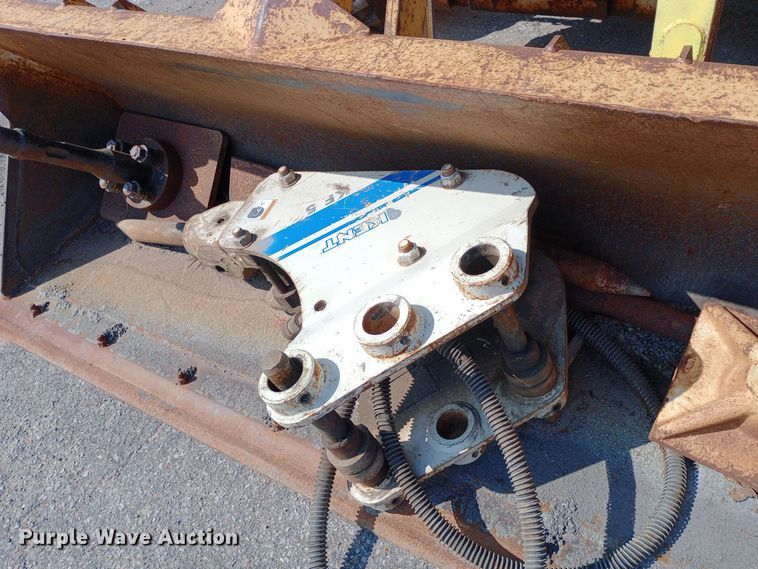 image for item DO1727 2005 John Deere 310G backhoe