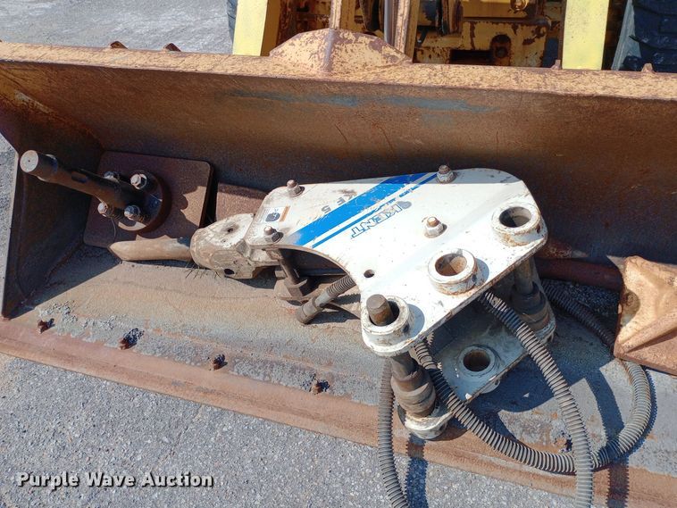 image for item DO1727 2005 John Deere 310G backhoe