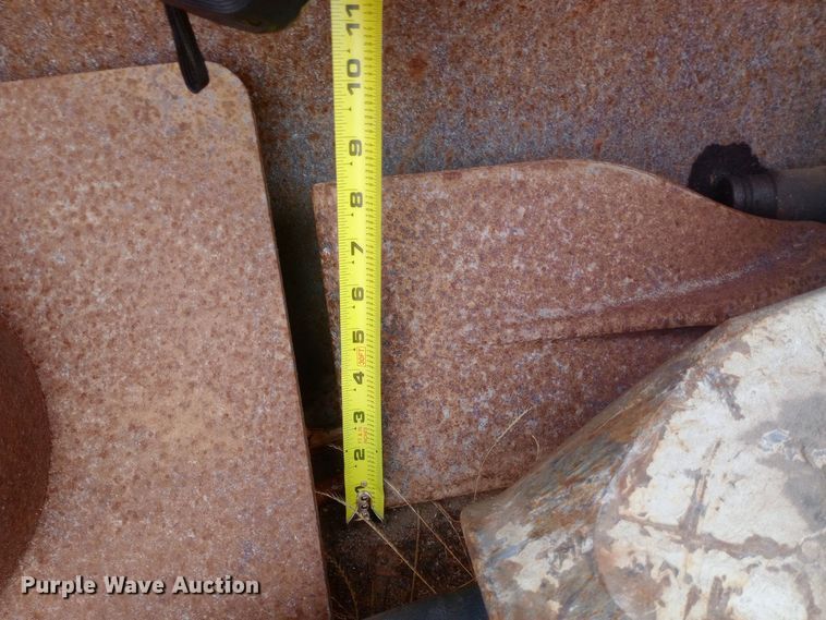 image for item DO1727 2005 John Deere 310G backhoe