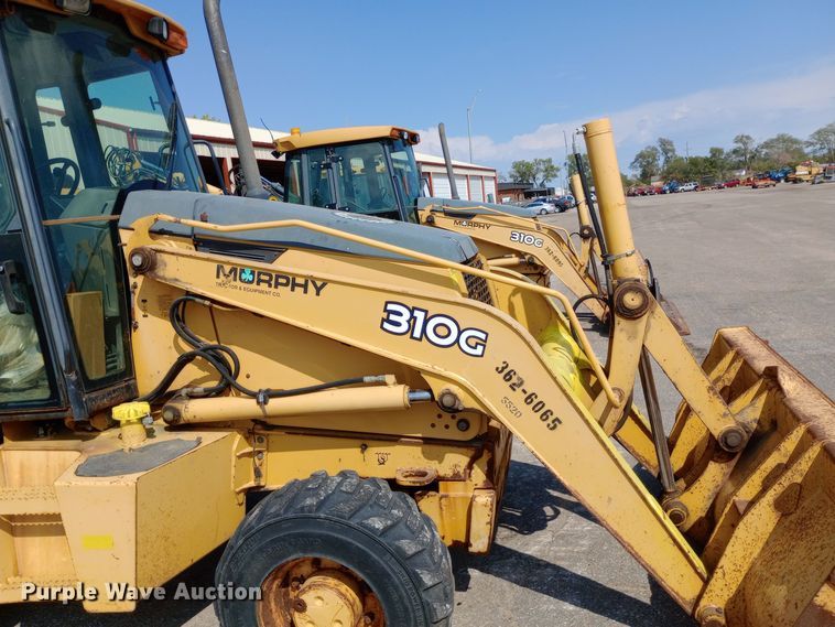 image for item DO1727 2005 John Deere 310G backhoe
