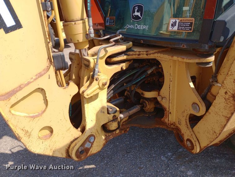 image for item DO1727 2005 John Deere 310G backhoe