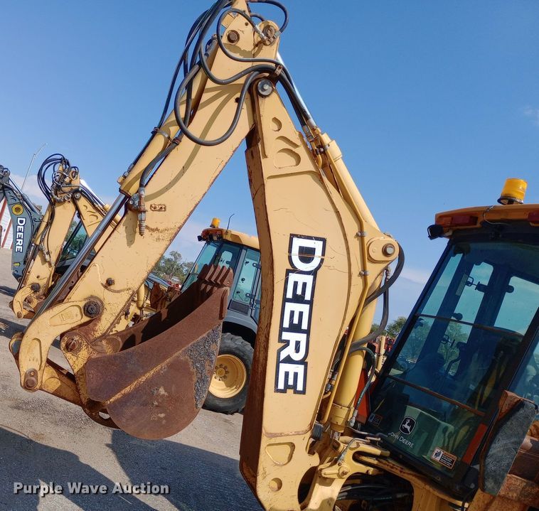 image for item DO1727 2005 John Deere 310G backhoe