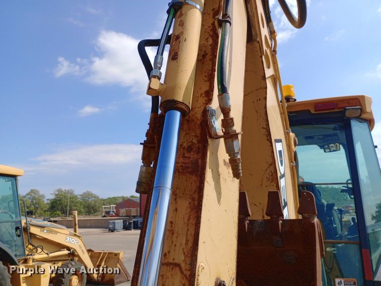 image for item DO1727 2005 John Deere 310G backhoe