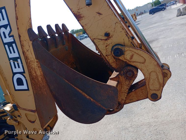 image for item DO1727 2005 John Deere 310G backhoe