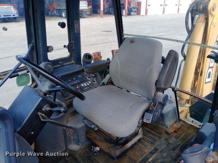 image for item DO1727 2005 John Deere 310G backhoe