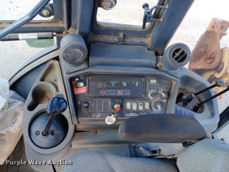 image for item DO1727 2005 John Deere 310G backhoe