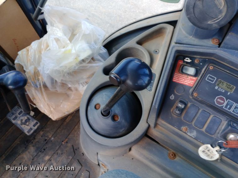 image for item DO1727 2005 John Deere 310G backhoe