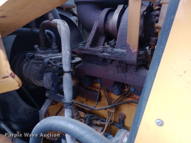 image for item DO1727 2005 John Deere 310G backhoe