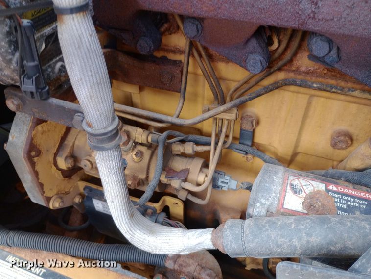 image for item DO1727 2005 John Deere 310G backhoe