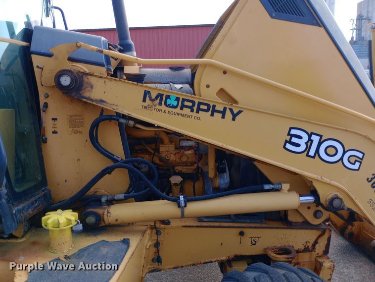 image for item DO1727 2005 John Deere 310G backhoe