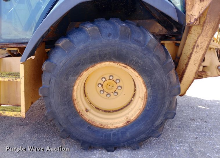 image for item DO1727 2005 John Deere 310G backhoe