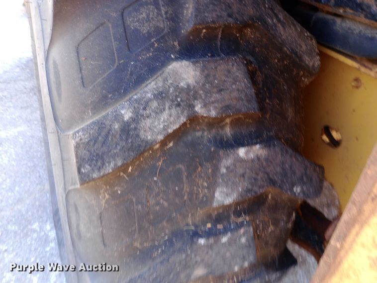 image for item DO1727 2005 John Deere 310G backhoe