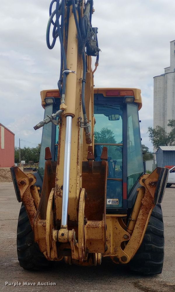 image for item DO1728 2005 John Deere 310G backhoe