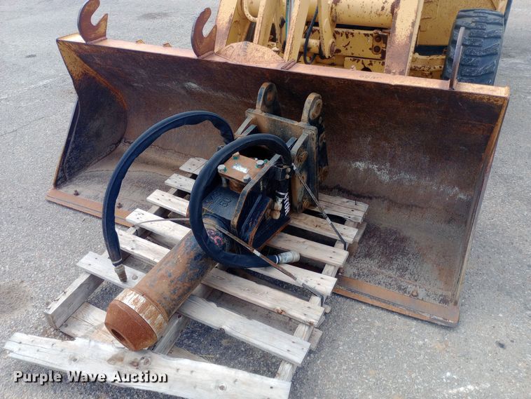 image for item DO1728 2005 John Deere 310G backhoe