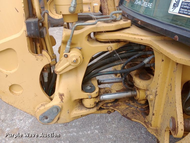 image for item DO1728 2005 John Deere 310G backhoe