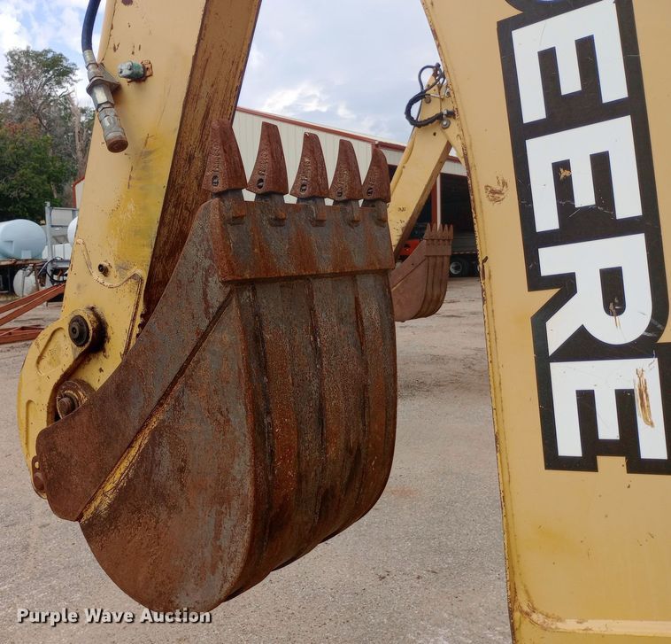image for item DO1728 2005 John Deere 310G backhoe