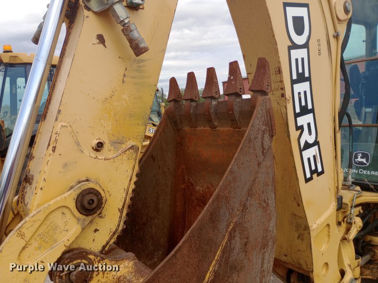 image for item DO1728 2005 John Deere 310G backhoe