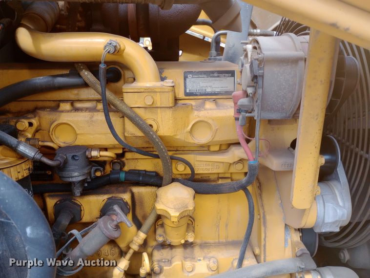 image for item DO1728 2005 John Deere 310G backhoe