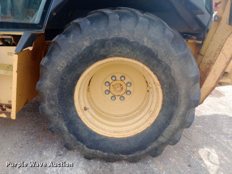 image for item DO1728 2005 John Deere 310G backhoe